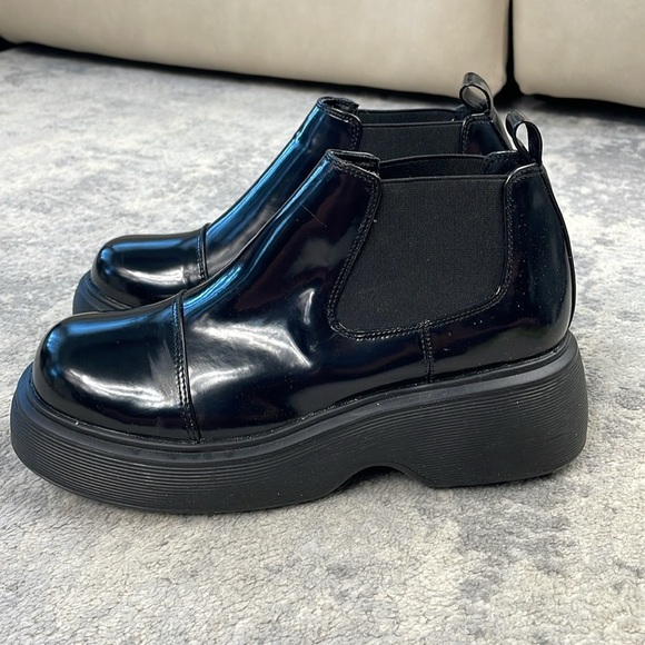 New Dolls Kill Lemon Drop by Privileged Fairfield Platform Ankle Boot Chunky 5.5 - Picture 5 of 14